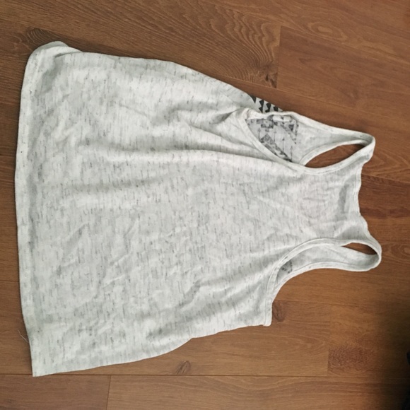 Tank with Aztec print - Picture 2 of 3