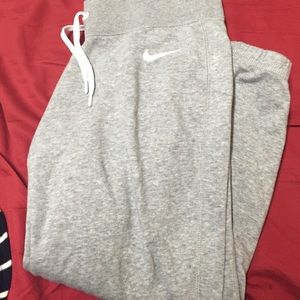 nike sweats
