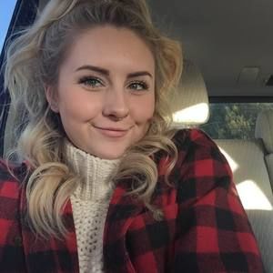 Meet your Posher, Lauren