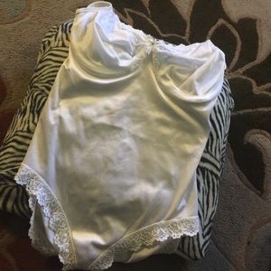 CURVATION Body Wear Support