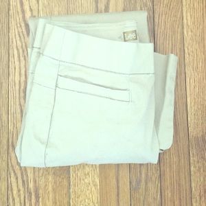 Lee Khakis