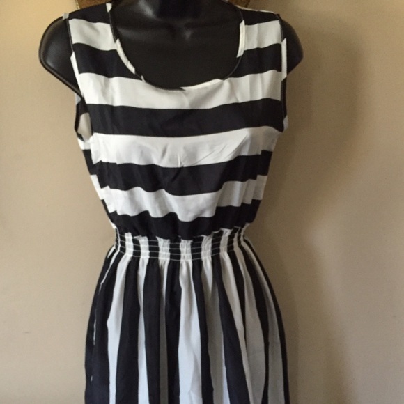 ‼️SOLD‼️ - Picture 2 of 2