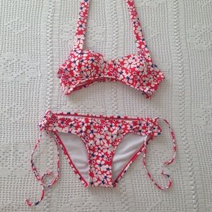 Floral two-piece swimwear