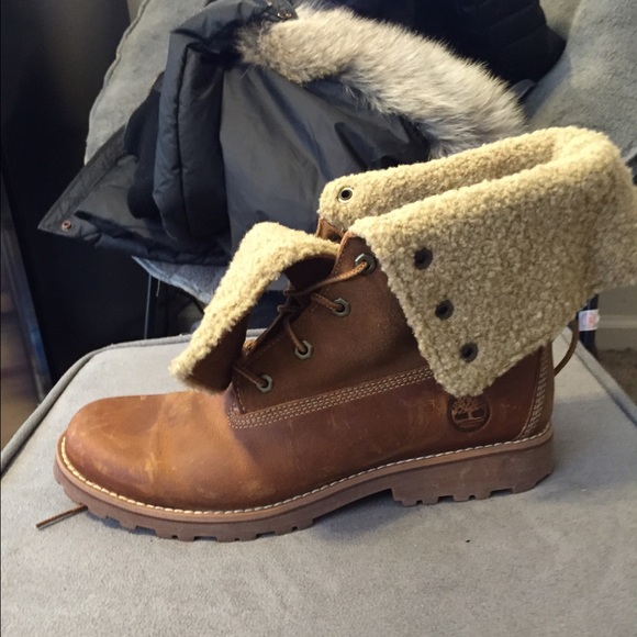 Timberland fold over shearling boots