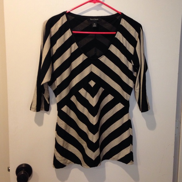 WHBM black and gold patterned blouse