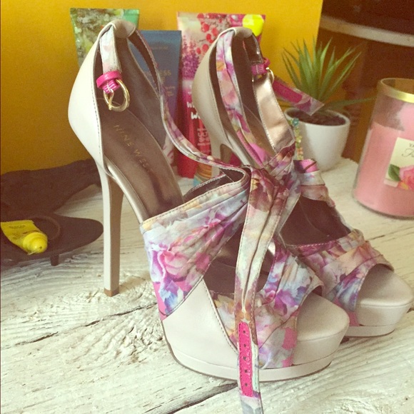 Nine West floral platform heels