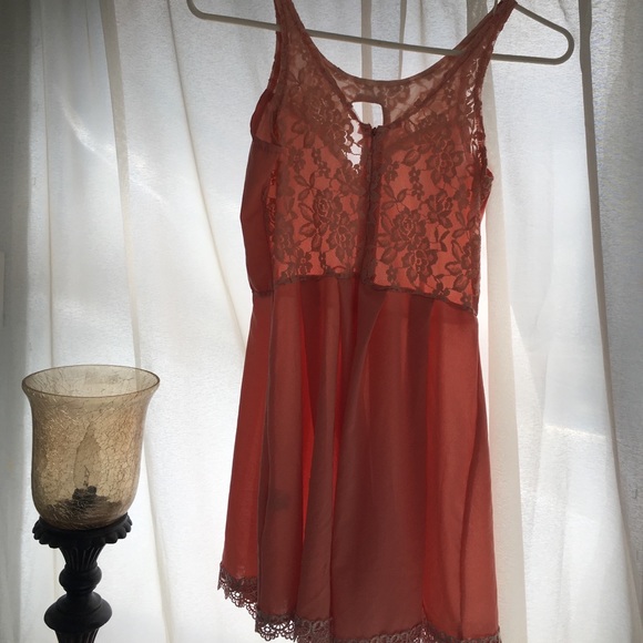 Mini dress - Picture 1 of 2