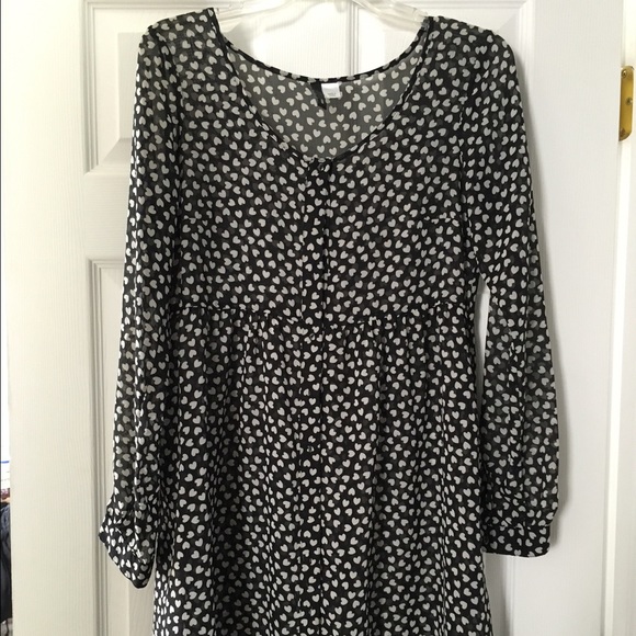 Black long sleeve heart dress