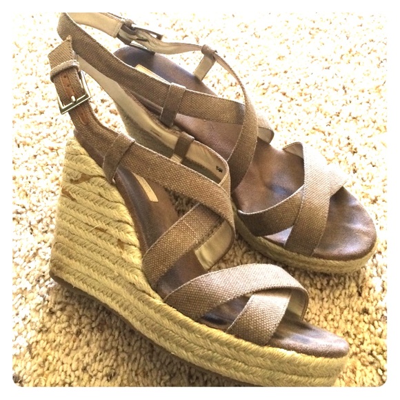 ❌❌sold❌❌Bandilino  wedges size 81/2
