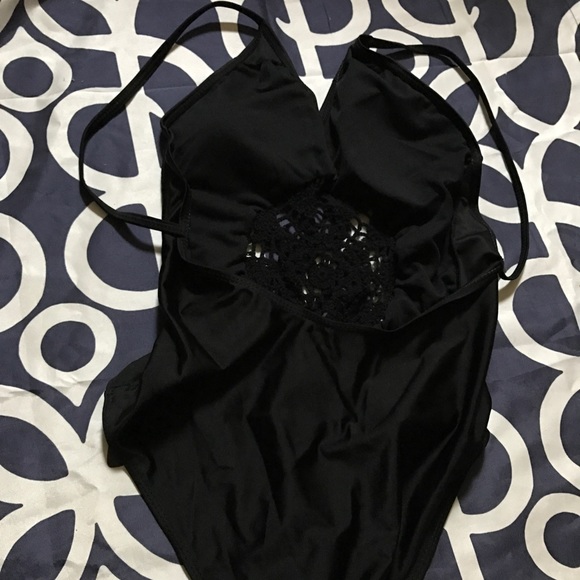 🌺🔥Sale! New. Vince One piece swimsuit boho! - Picture 4 of 4