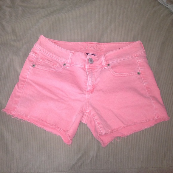 Pink American Eagle Midi shorts