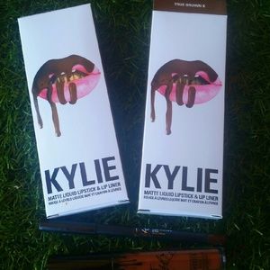 KYLIE JENNER'S LIPKIT