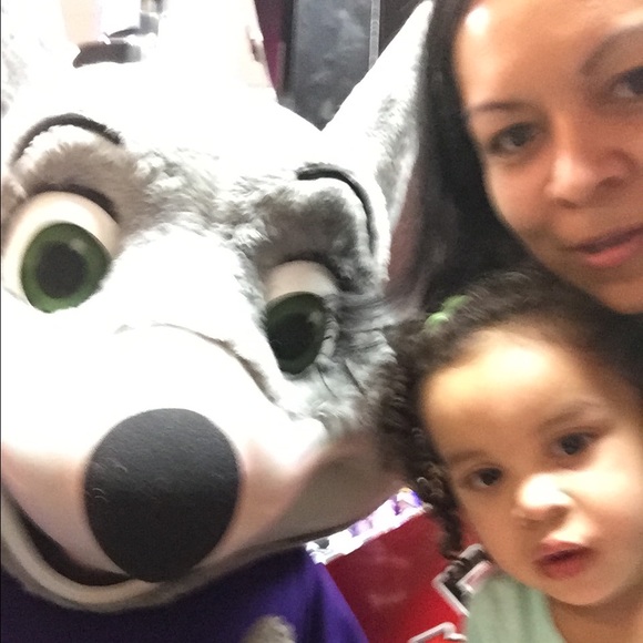 Meet your Posher, Ana - Picture 1 of 1