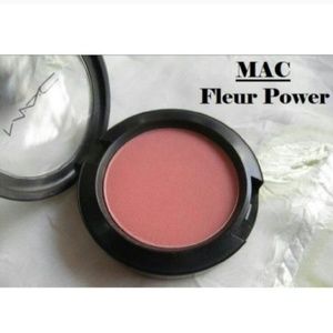 Mac fleur power blush