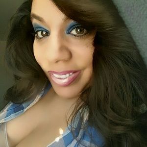 Meet your Posher, Belinda