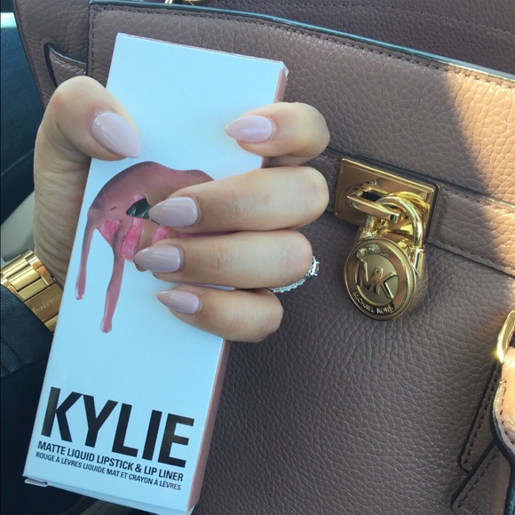 Kylie lip kit in dolce k color - Picture 4 of 4
