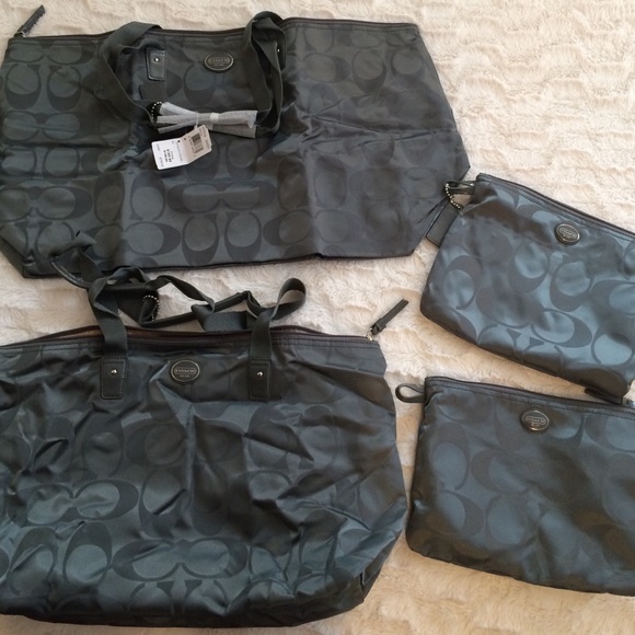 Coach Packable travel set