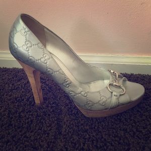 Silver Gucci pumps