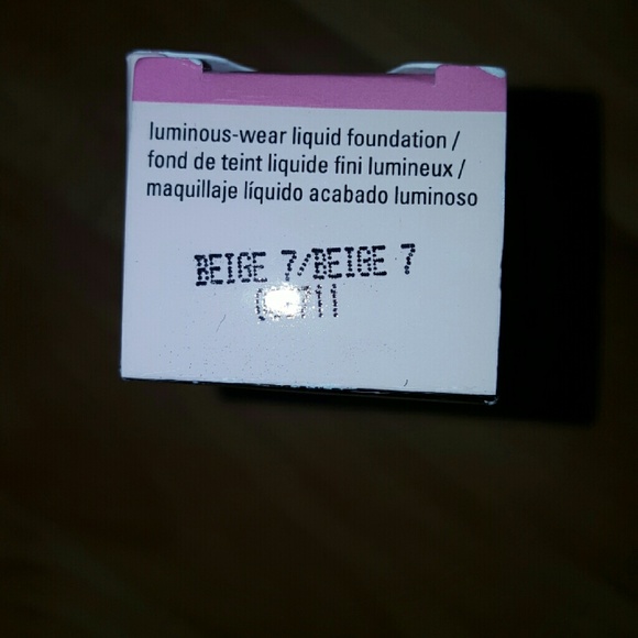 Liquid Foundation - Beige 7