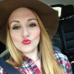 Meet your Posher, Gretchen