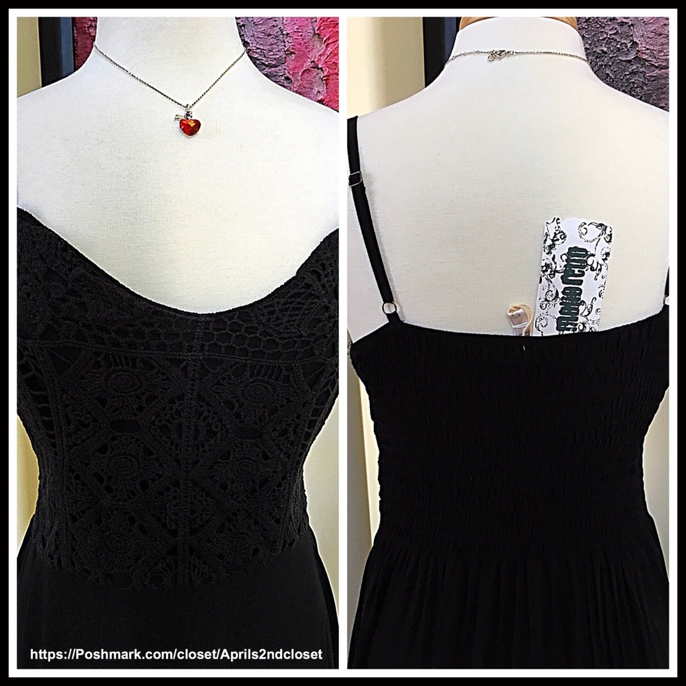 ❌SOLD❌❗️1-HOUR SALE❗️Monoreno DRESS Black Crochet - Picture 3 of 8