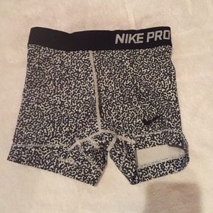 Nike pro