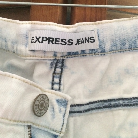 Jeans - Picture 2 of 3