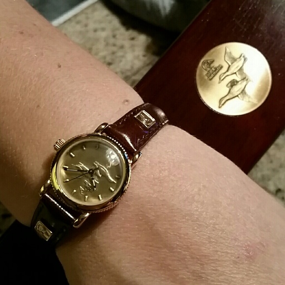 DUCKS UNLIMITED,LADYS WATCH - Picture 3 of 4