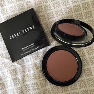 NEW Bobbi Brown Bronzing Powder in Tawny Brown