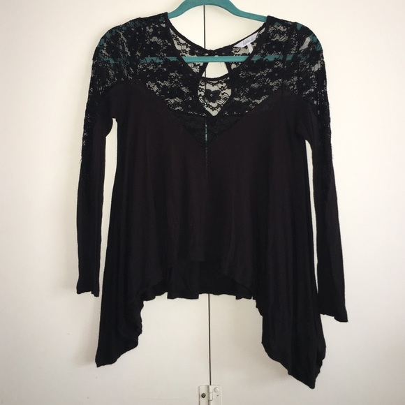 🌀Pacsun long sleeve flowy lace crop top