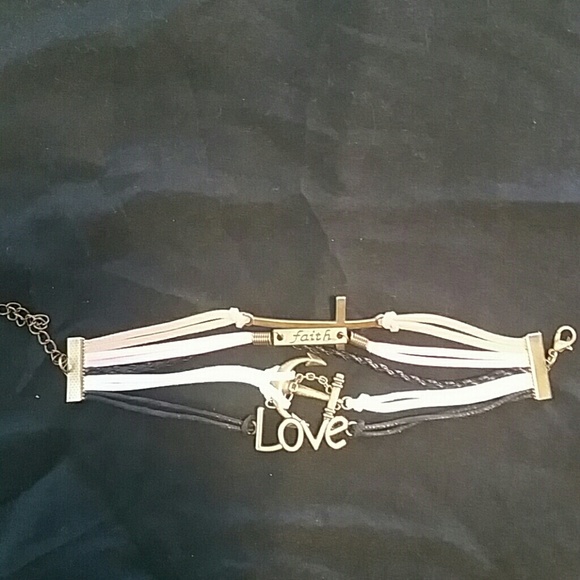 Infinity bracelet - Picture 2 of 2