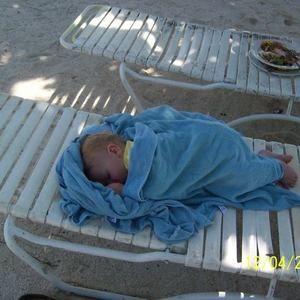 Meet your Posher, Dara