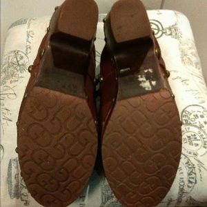 ugg clogs clearance