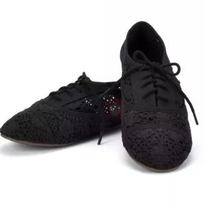 Black crochet Oxford flats shoes