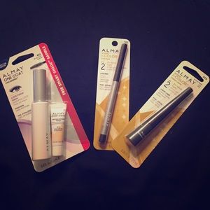 Almay 3 piece make up bundle