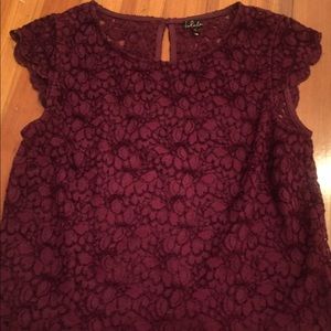 Aritzia Talula Lace Top in Burgundy