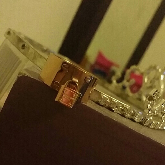 Rose gold Michael kors ring