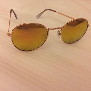 Reflexive Sunglasses
