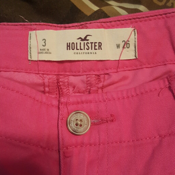 Hollister hot pink shorts - Picture 2 of 3