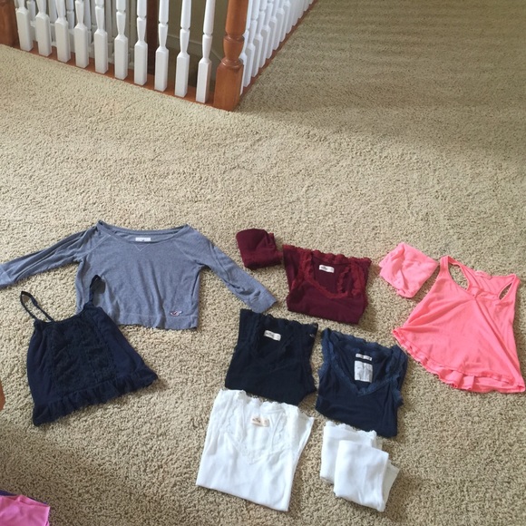 Hollister tops!!