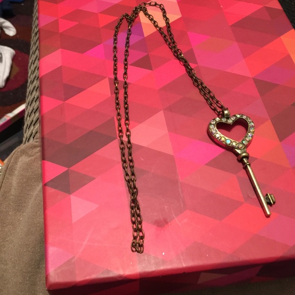 Key necklace - Picture 2 of 3