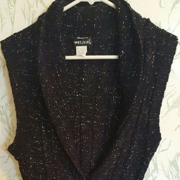 Sweater vest
