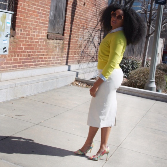 I'm your seller Cristi! - Picture 3 of 4