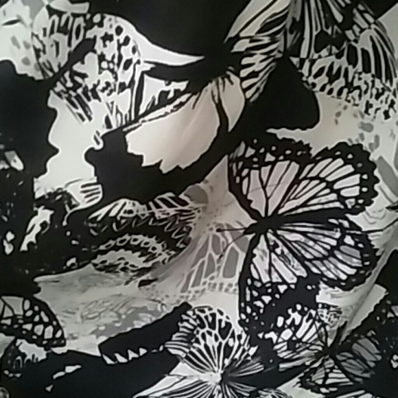 NY&Co Spring Dress - Picture 4 of 4