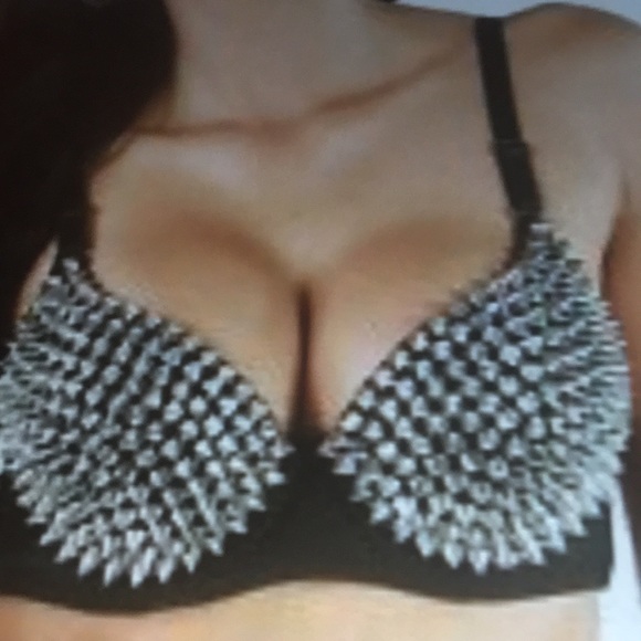 RAVE BRA.💋black bra with gold spikes. - Picture 5 of 5