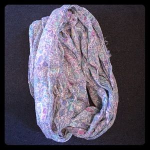 Spring infinity scarf