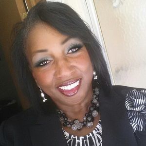 Meet your Posher, Debra