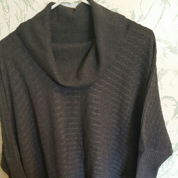 Poncho sweater