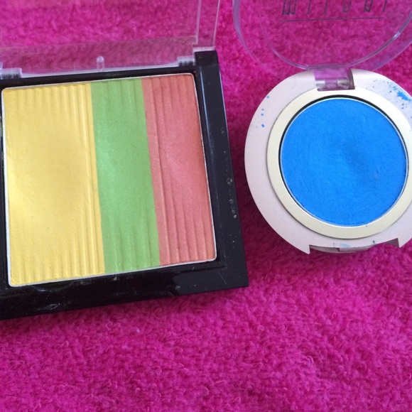 Bright eyeshadows - Picture 2 of 2