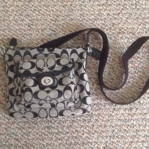 Nwot coach crossbody purse